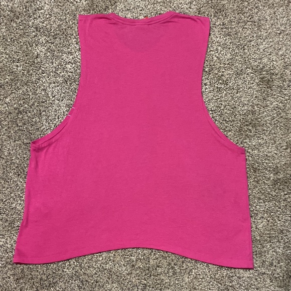 ‼️BUNDLE‼️ Nike Tank tops - Picture 13 of 14